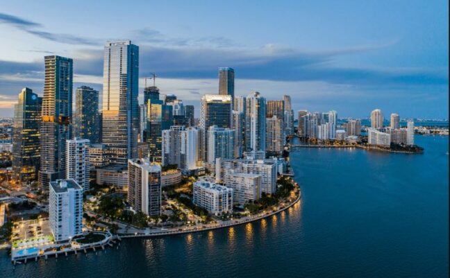 Finance & Businesses in Miami